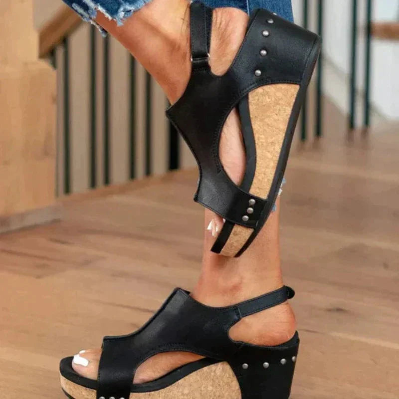 Inola™ - Orthopaedic Sandals
