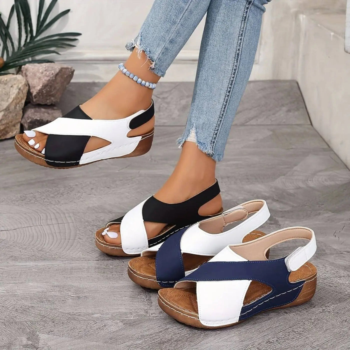 Nicole™ – Orthopaedic sandals with open toe