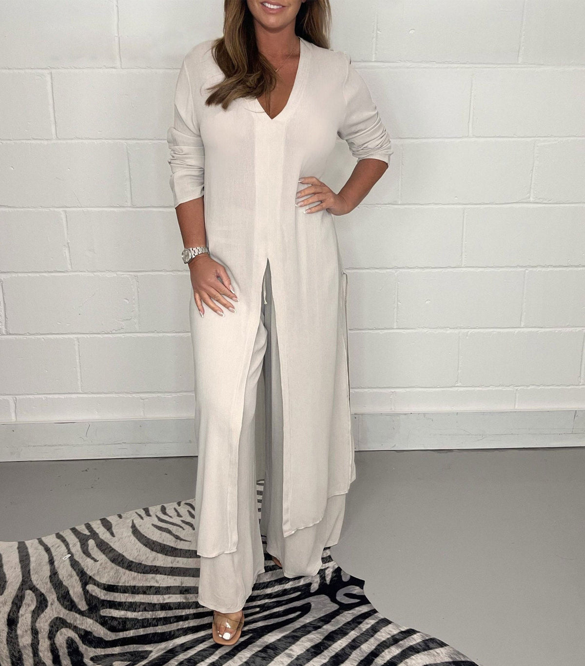 Cherly™ Comfortable Two-Piece Set | Flowing Blouse and Wide Trousers