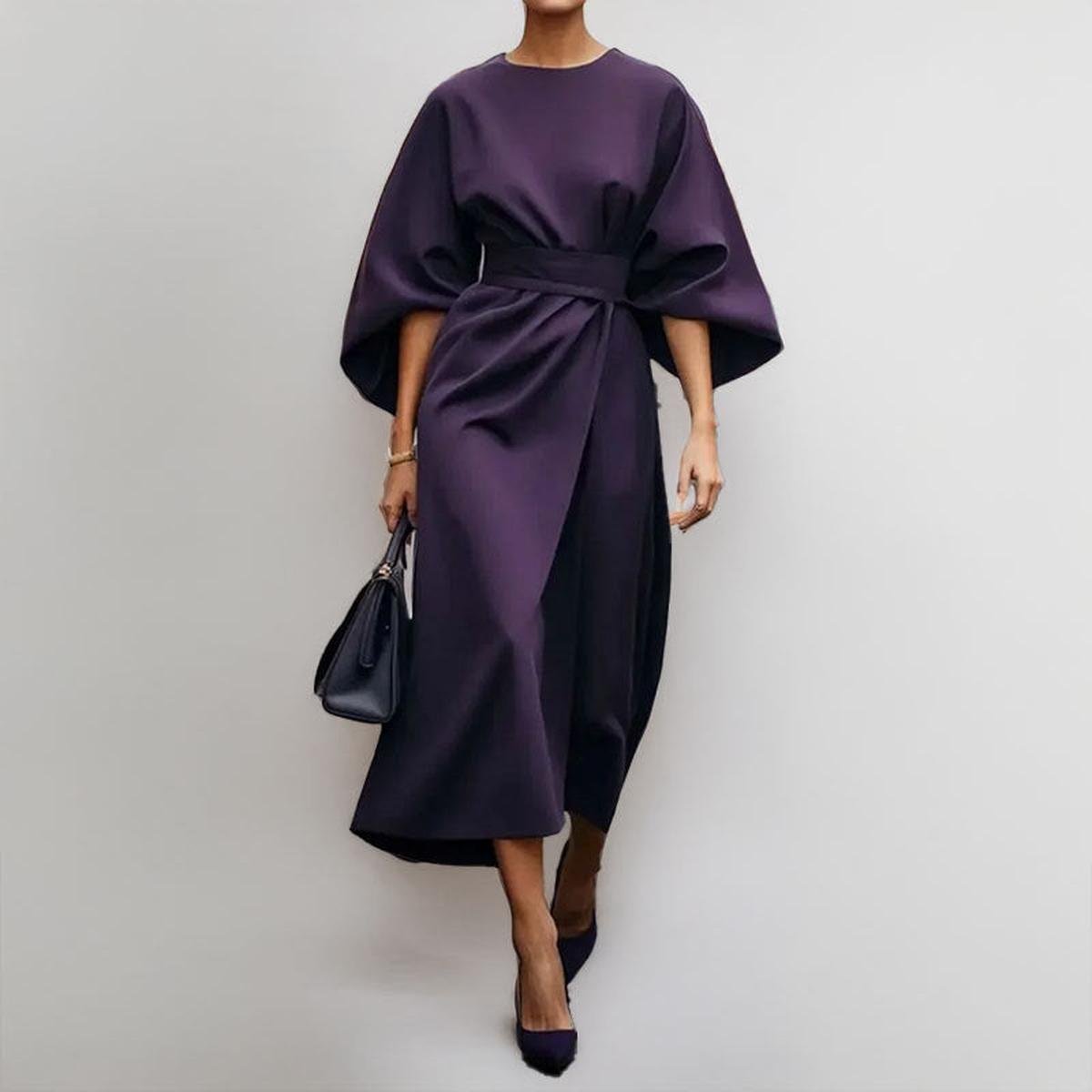 Camilla™ | Long dress with kimono sleeves and a radiant appearance