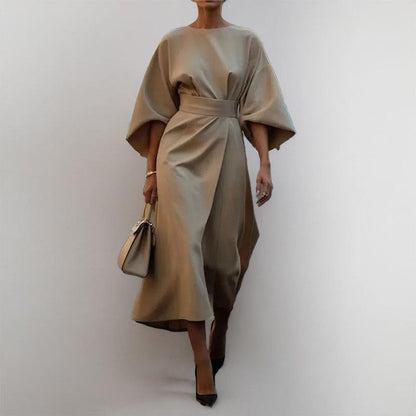 Camilla™ | Long dress with kimono sleeves and a radiant appearance