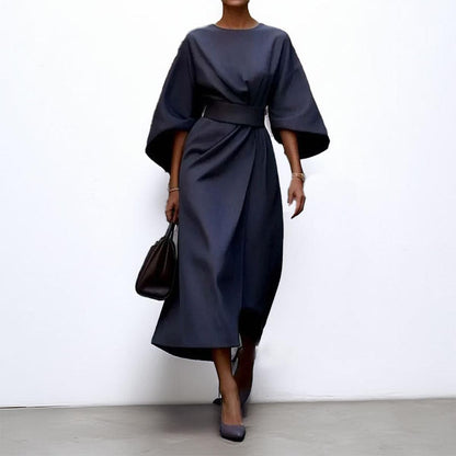 Camilla™ | Long dress with kimono sleeves and a radiant appearance