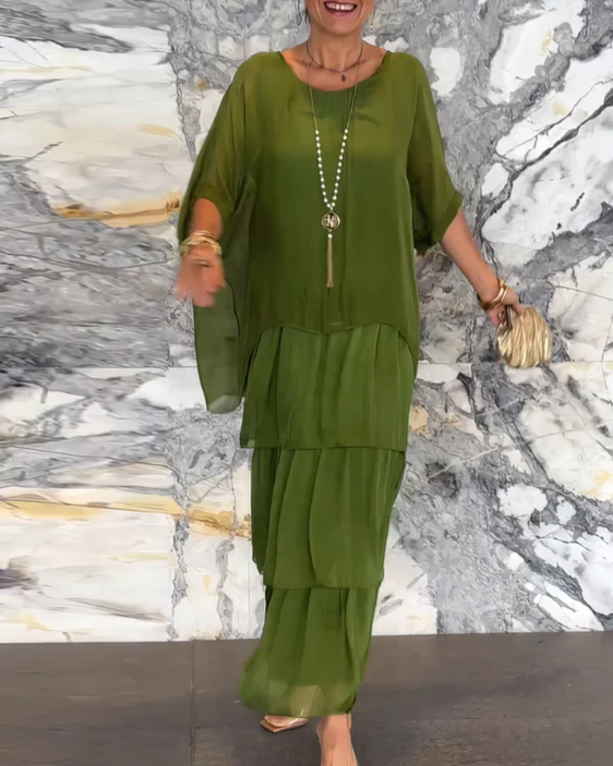 Lara – Elegant Flowing Maxi Dress
