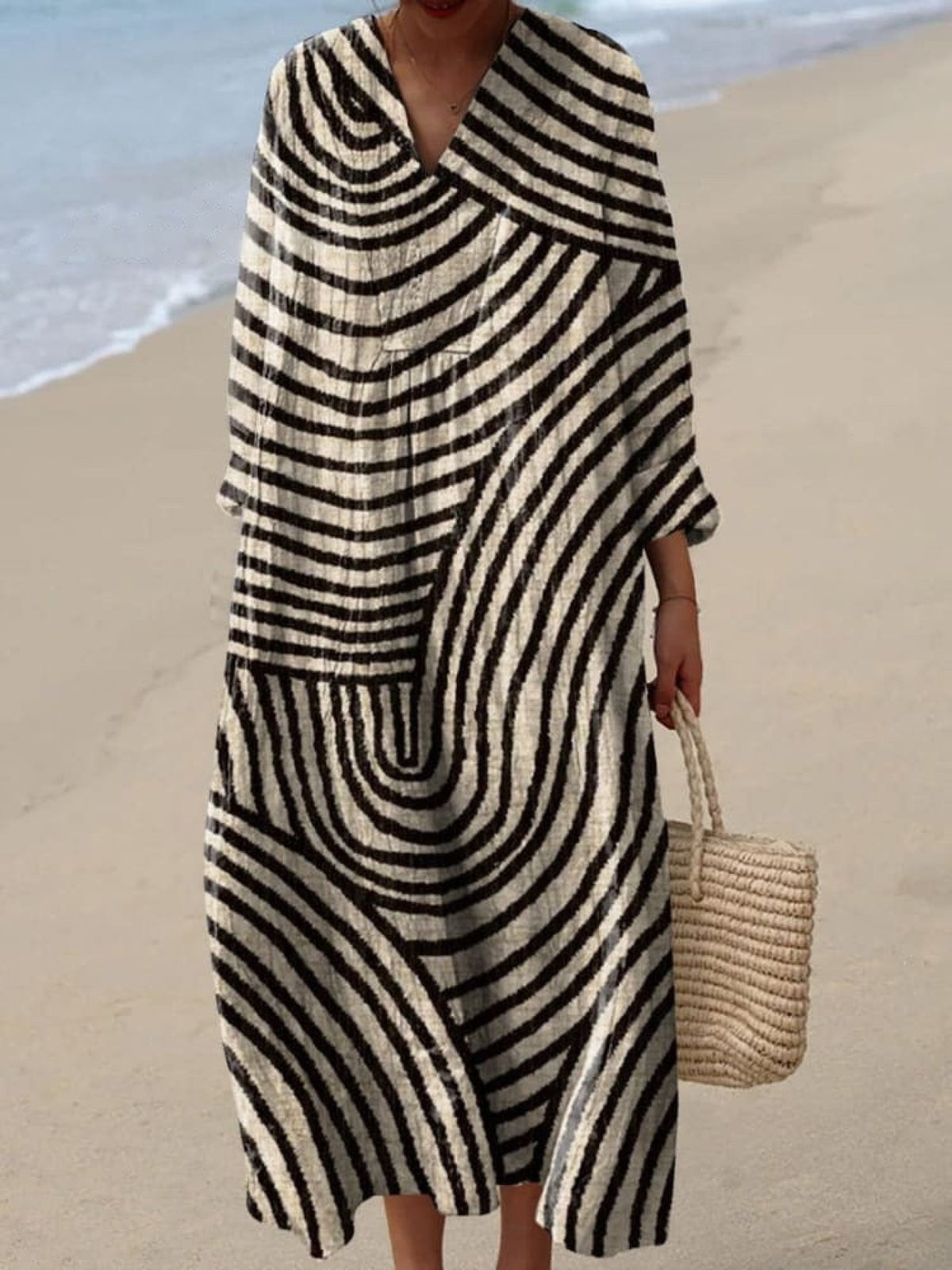 Jinte™ Graphic Dress