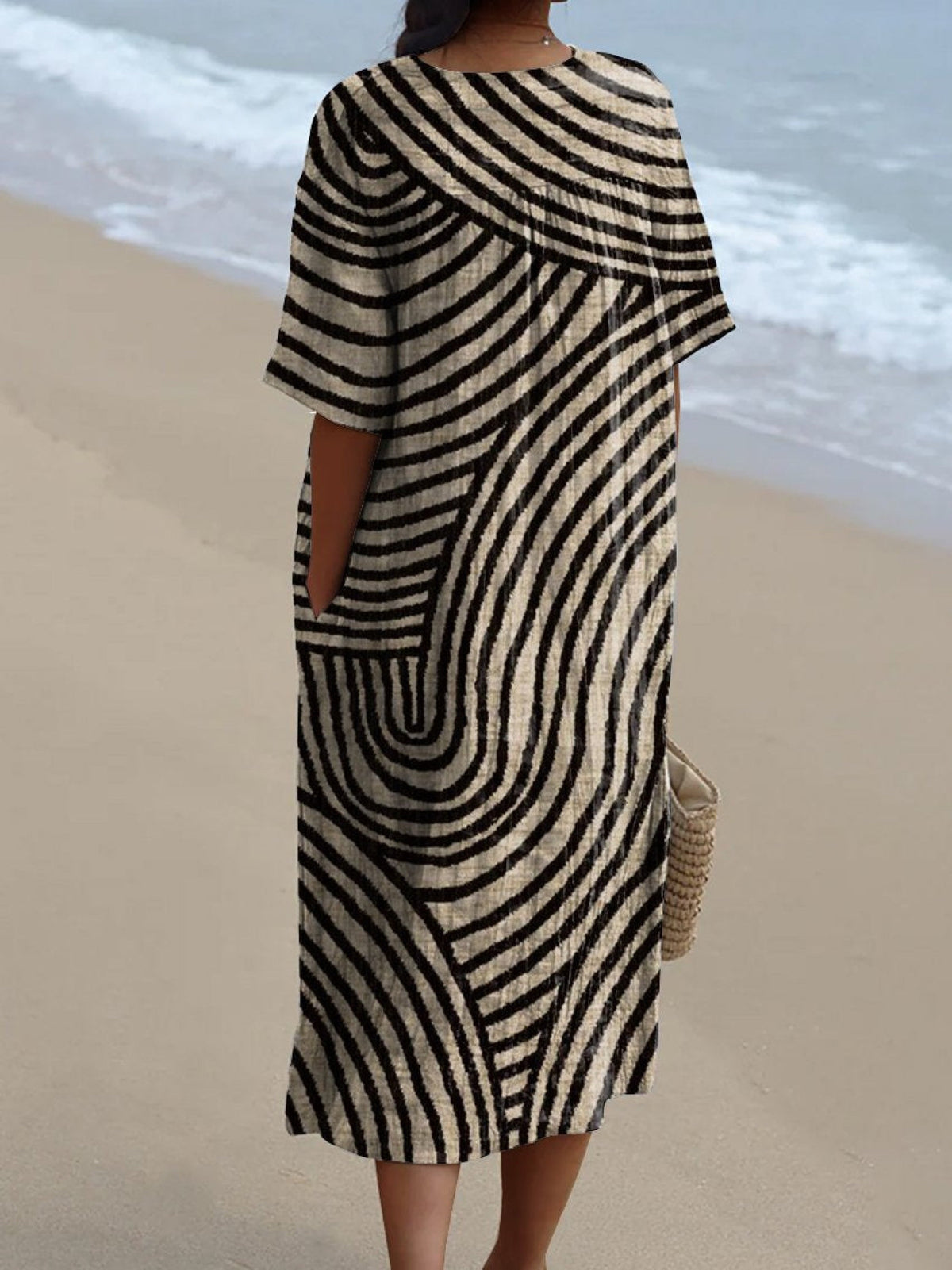Jinte™ Graphic Dress